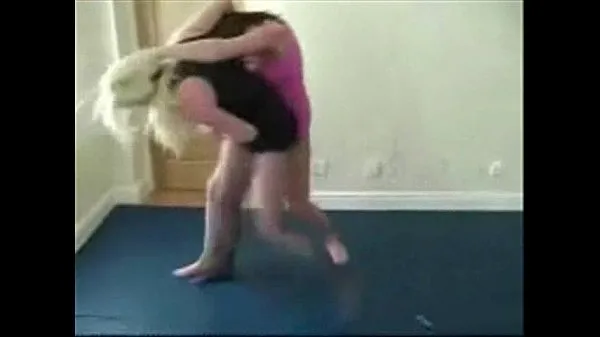 Russian catfight girlfight indoor wrestling sexfight 001 合計チューブを見る