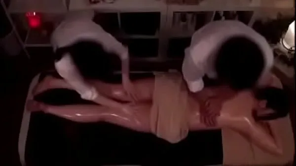 Se hidden Camera - beautiful girl massage i alt Tube