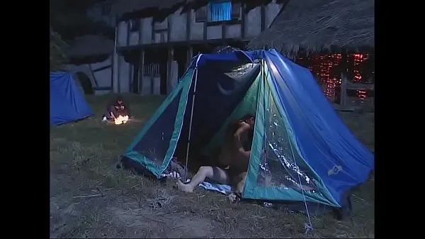 Titta på Sex orgy at the campsite totalt Tube