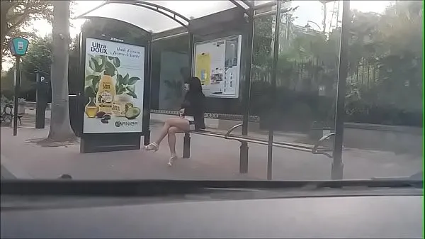 Toplam Tube bitch at a bus stop izleyin