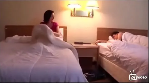 Xem tổng cộng Step sister seduces her to play with her ống