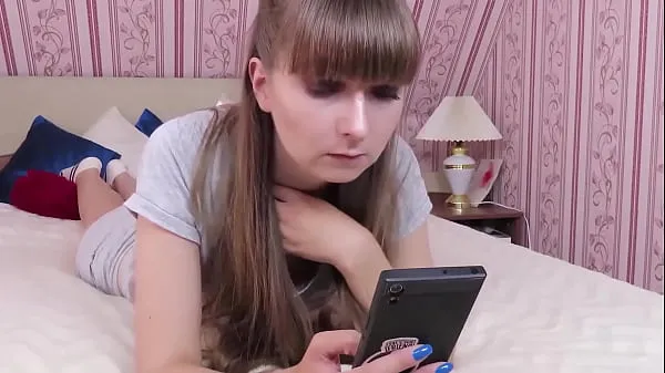 Pozrieť celkom Sexy Teen Passionate Masturbate Pussy after Watching Porn Tube