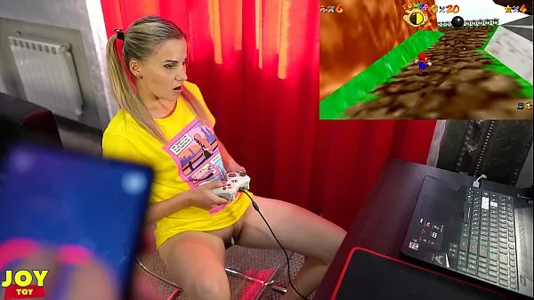 Se Letsplay Retro Game With Remote Vibrator in My Pussy - OrgasMario By Letty Black totalt Tube