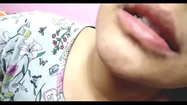 دیکھیں Desi Cute bhabhi big boobs fingering pussy and licking کل ٹیوب