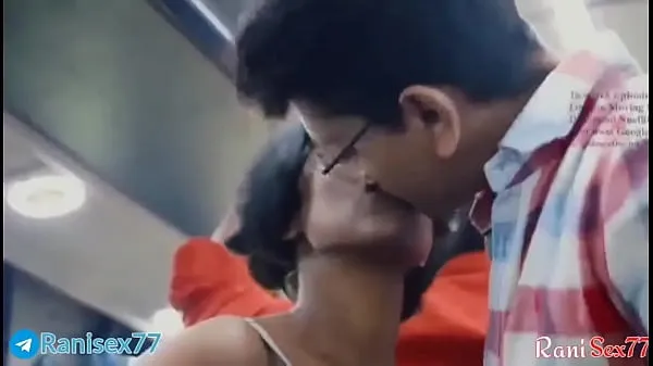 Ver Teen girl fucked in Running bus, Full hindi audio tubo total