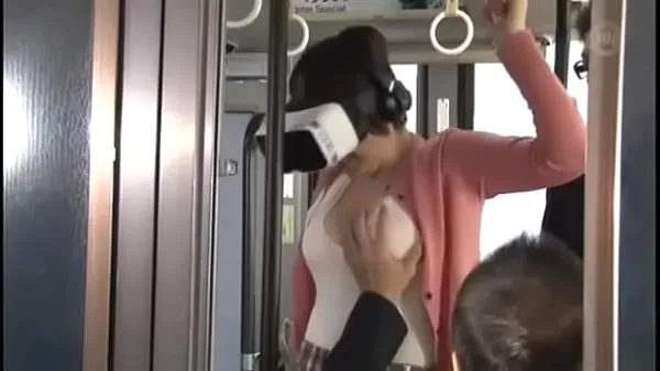 Watch Cute Asian Gets Fucked On The Bus Wearing VR Glasses 1 (har-064 total Tube