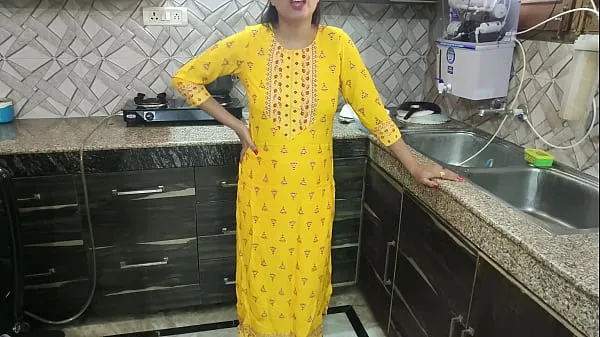 Watch Desi bhabhi was washing dishes in kitchen then her brother in law came and said bhabhi aapka chut chahiye kya dogi hindi audio total Tube